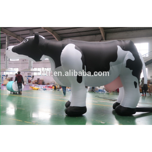 2016 Latest PVC Inflatable Dairy Cow Model For Commercial Advertising Display